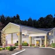 Super 8 by Wyndham Grove City