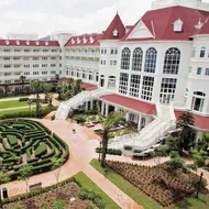 Hong Kong Disneyland Hotel