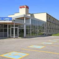 Travelodge by Wyndham Richmond Hill