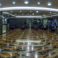 Long Beach Suites