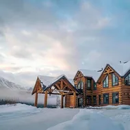 Basecamp Lodge Golden