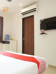 OYO 19182 Hotel Montana