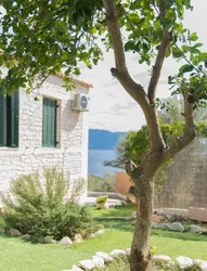 Iliogioma House