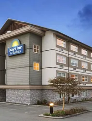 DAYS INN AND SUITES - LANGLEY