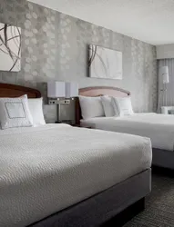 Courtyard by Marriott Lebanon