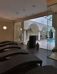 ELIZABETH HOTEL