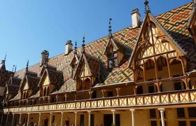 Small group Burgundy tour of Beaune with Wine Tasting from Dijon