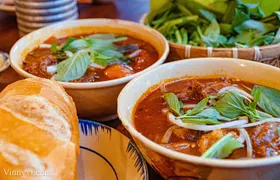 Private Street Food Motorbike Tour in Ho Chi Minh City