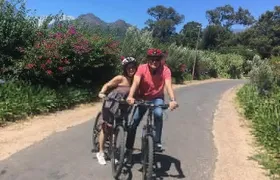 Franschhoek Sip & Cycle Experience Full Day - Private Tour