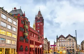Explore Basel in 1 hour with a local