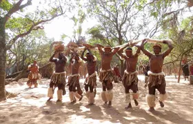 Hluhluwe Imfolozi Safari and DumaZulu Cultural Village Day Tour