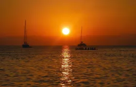 Sunset catamaran cruise in Calpe