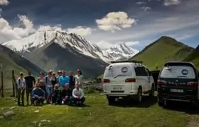 Round-Trip Bus Transfer to Truso Valley from Kazbegi