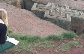 Tour 11 monolithic rock churches & museum in Lalibela & cave church with mummies