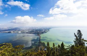 Kunming City Tour: Dragon Gate, Huating Temple and Daguan Pavilion