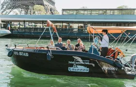 Top Private Cruises in Paris with French Champagne and surprises