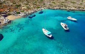 Dia Island Boat Cruise