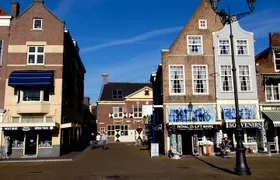 Walking Tour of Delft - The City of Orange and Blue