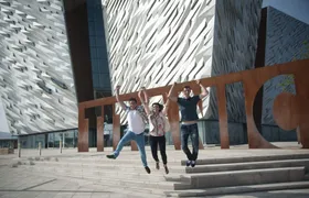 Titanic Experience and Giant's Causeway tour from Belfast