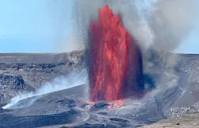 Hilo Shore Excursion: Active Volcano, Lava Tube, Waterfall and Gardens