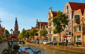 Alkmaar self-guided in-app audio tour with historic centre walk