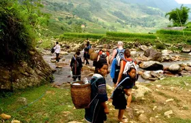 Private 2 Days Trekking Tour from Sapa ( Hotel Overnight)