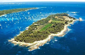St Raphael Private Boat Tour Discovering an Iconic French Island