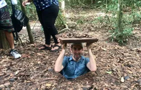 Full-day Cu Chi tunnels and Cao Dai temple tour