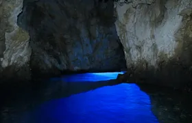 Private speedboat tour to Blue Cave and 5 Islands