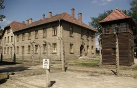 Auschwitz-Birkenau Memorial and Museum guided tour from Krakow