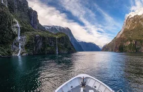 Premium Milford Sound Tour, Cruise & Lunch from Te Anau