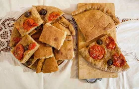 Small Group Market tour and Dining Experience at a Cesarina's home in Ostuni