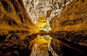 Tour to Timanfaya, Jameos del Agua, Cueva de los Verdes and viewpoint from the cliff