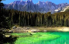 From Bolzano: Private Day Tour by car: The Great Dolomites Road