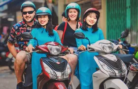 Ho Chi Minh Street Food & Sightseeing By Motorbike (Safe & Fun)