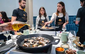 Paella Cooking Class in Madrid with Bottomless Wine Pairing