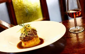 Guided tapas tasting route in Jerez