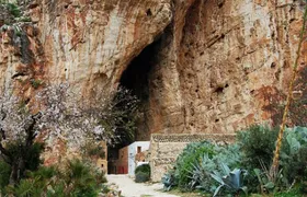 The village without time and the city of marble from Trapani