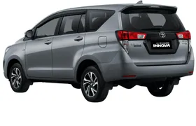 Luxurious car rental in Bali with English-speaking guide