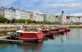 Shared historical walking tour in A Coruña