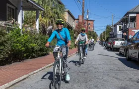 Guided Bike Tour in Atlanta with Snacks