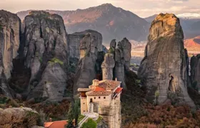 Panoramic Meteora and Monasteries Tour from Kalabaka