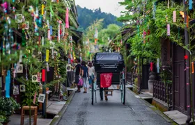 Takayama old town walking tour with local guide