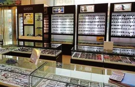 Shenzhen Private Shopping Tour with Local Shopping Guru