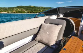 Lake Como 1-Hour Luxury Sunset Tour
