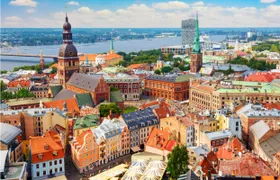 Tour Riga's Art Nouveau scene in a city exploration game app