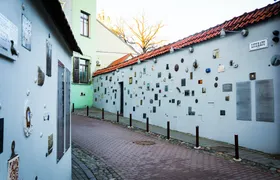 Self-guided Discovery Walk in Vilnius - mysterious miracles