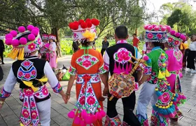 Kunming Classic Tour: Daguan Pavilion, Yuantong Temple, Green Lake Park