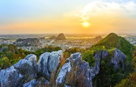 Trip to the Marble Mountains, Am Phu Cave and Monkey Mountain