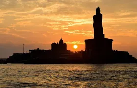 Day trip to Kanyakumari beach and Padmanabhapuram palace